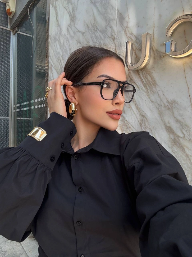 MERLİN SİYAH KADIN