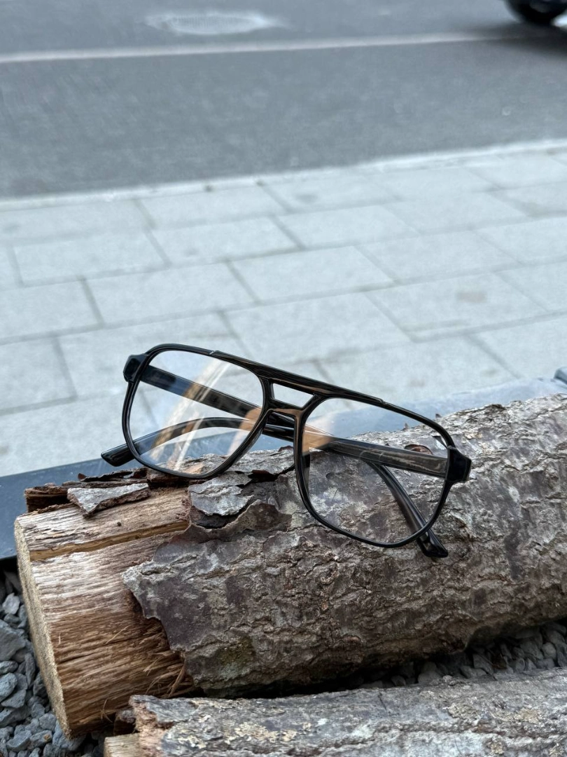 MERLİN SİYAH KADIN